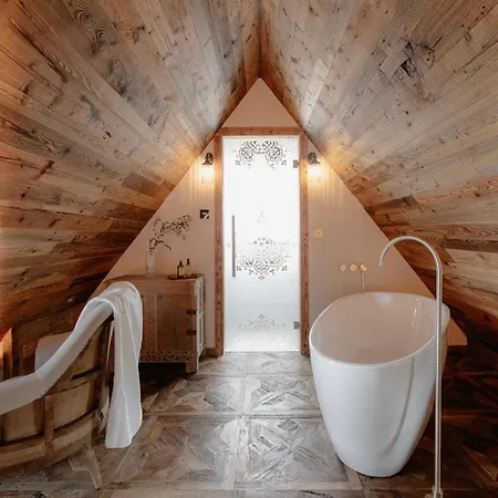 דירה Vena זקופאנה