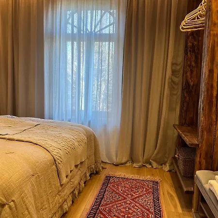 Vena Bed & Breakfast *